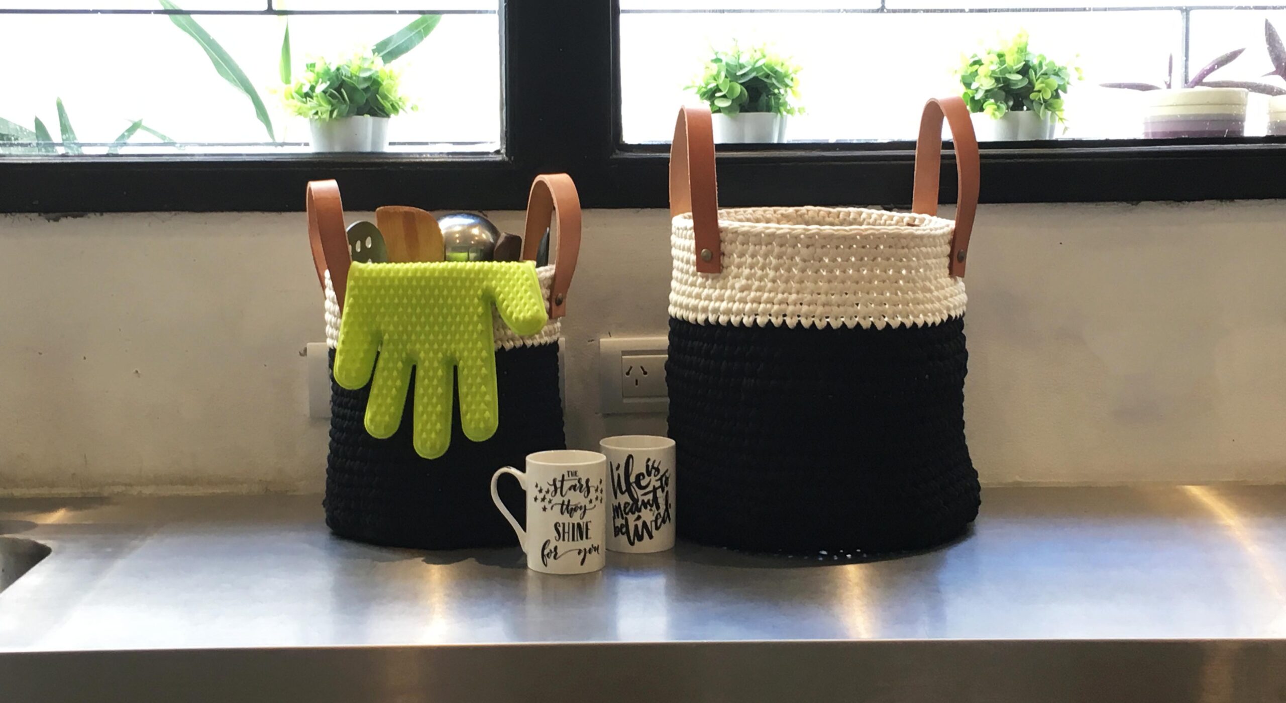 Cesto TEJIDO NORDICO con Cuero B&W Grande 30 cm - Imagen 9