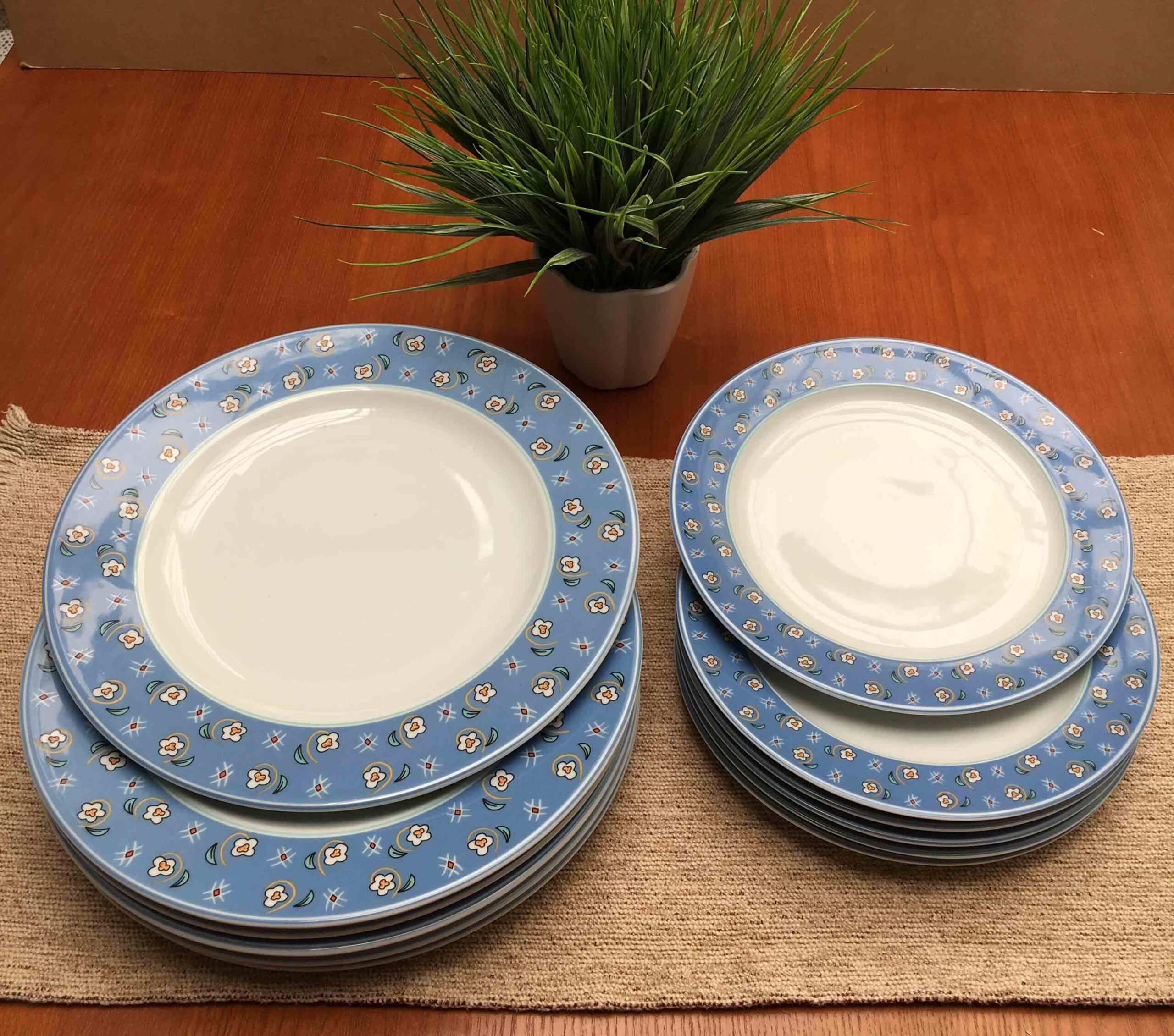 Porcelana. Platos Postre modelo Cielo - Set x 6