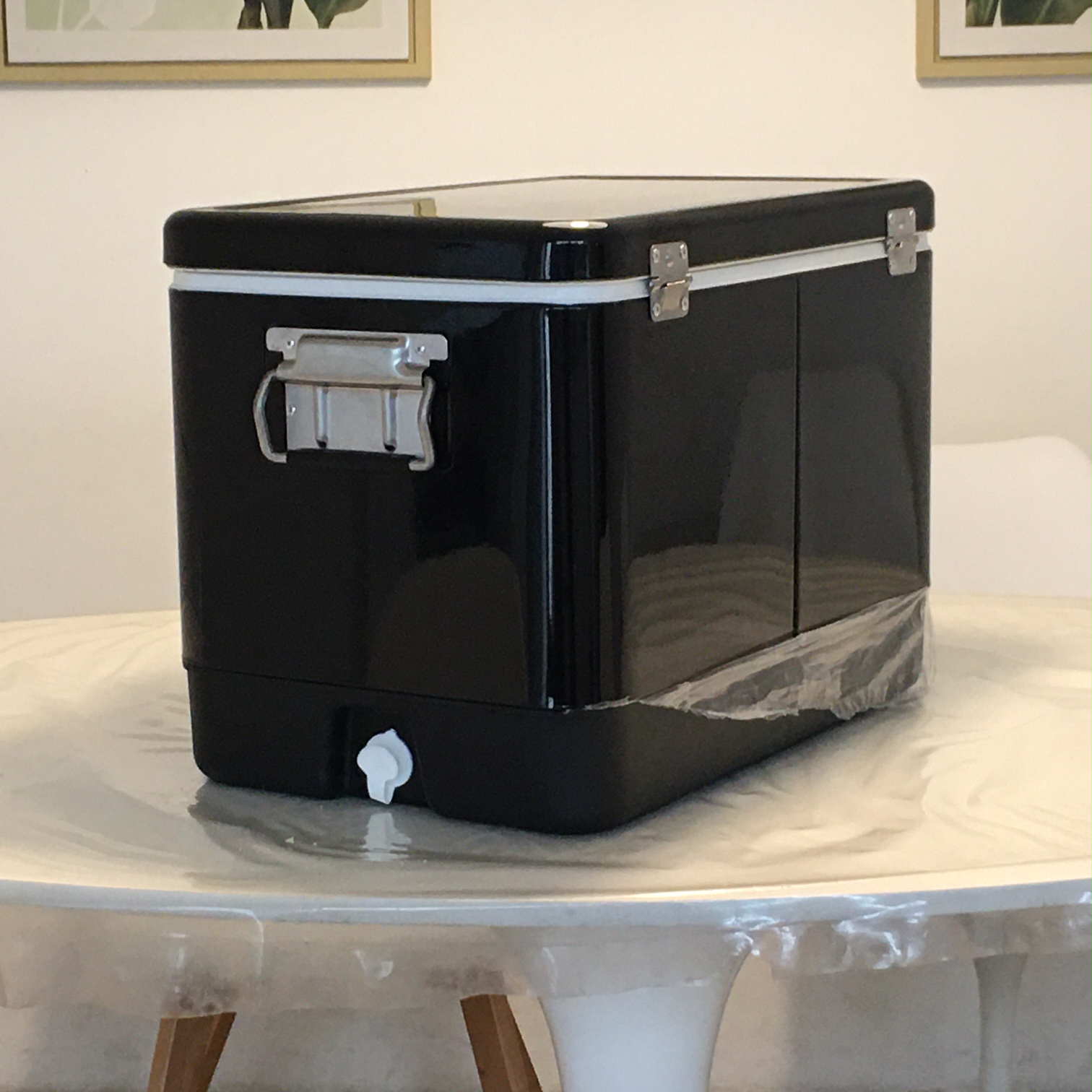 Conservadora Cooler "Rápido y Furioso" 58 Litros Hermética -"de Exhibición" - - Imagen 12