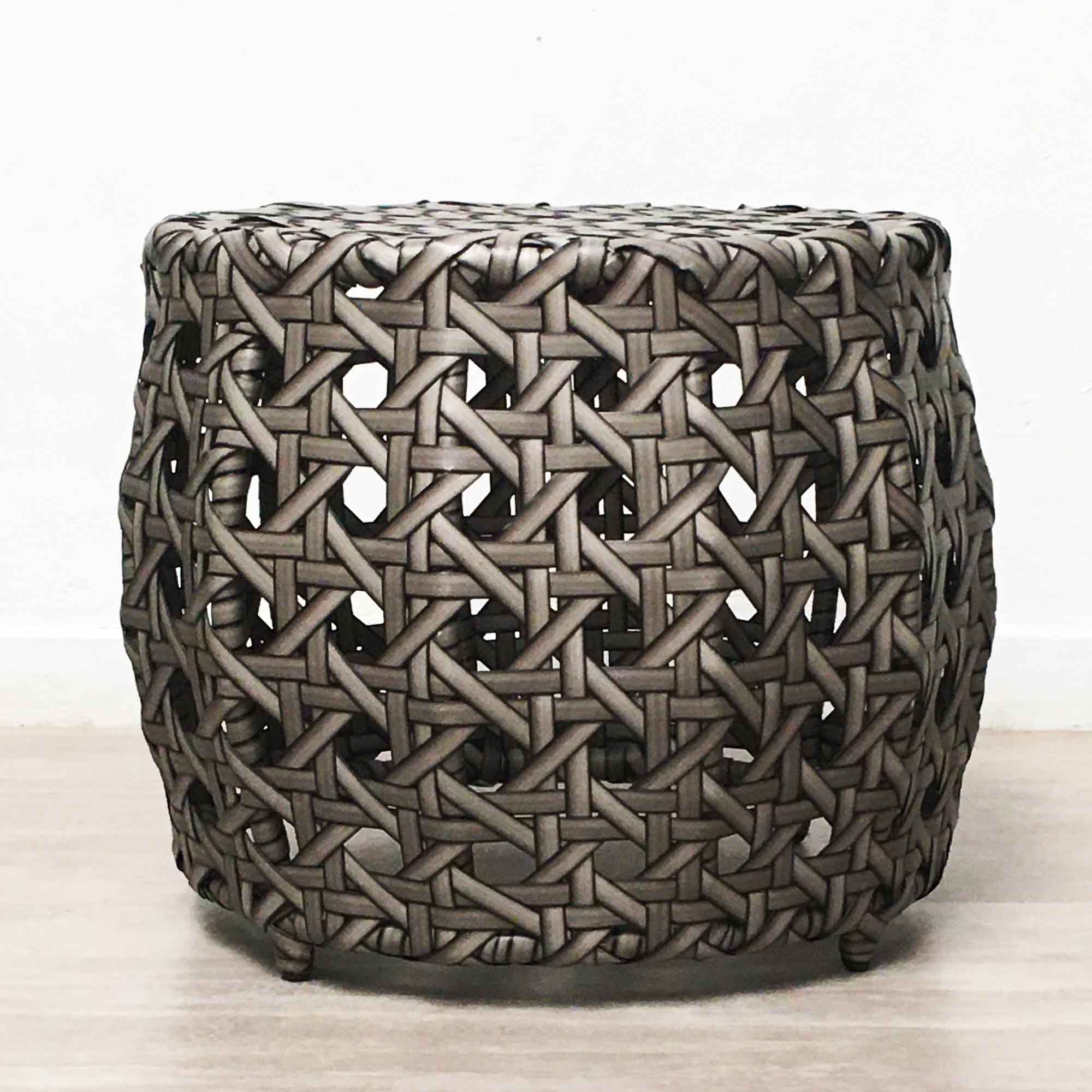 PUFF Ratán Sintético Exterior- Interior GRIS PLATA