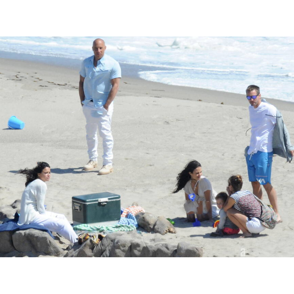 Conservadora Cooler "Rápido y Furioso" 58 Litros Hermética -"de Exhibición" - - Imagen 3